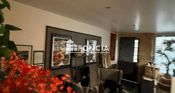 À vendre Local commercial 49.44 m² - Bordeaux 33300