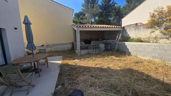 Marignane, Maison indépendante 4 pièces 93 m2 avec jardin sur une parcelle de 475 m²