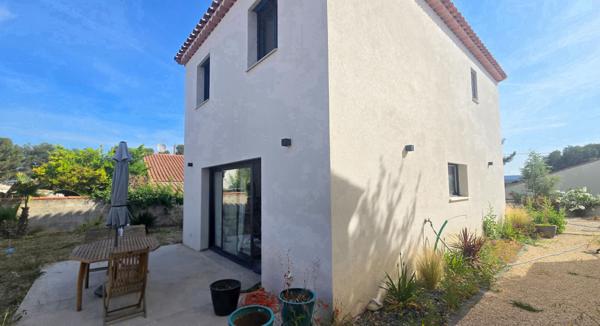Marignane, Maison indépendante 4 pièces 93 m2 avec jardin sur une parcelle de 475 m²
