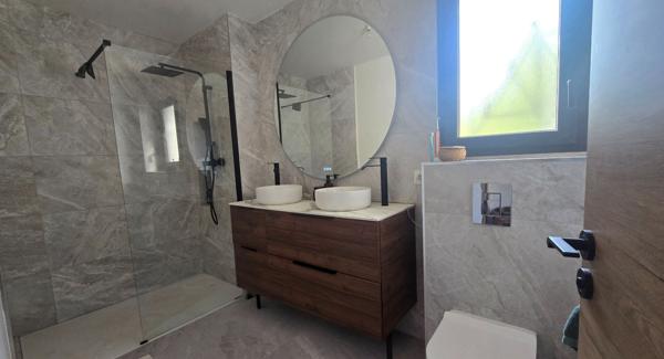Marignane, Maison indépendante 4 pièces 93 m2 avec jardin sur une parcelle de 475 m²