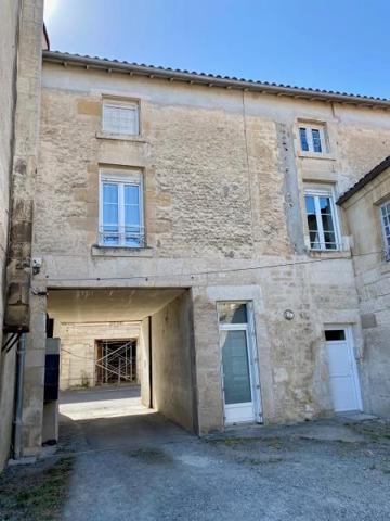 APPARTEMENT NIORT - 3 pièce(s) - 72.2 m2