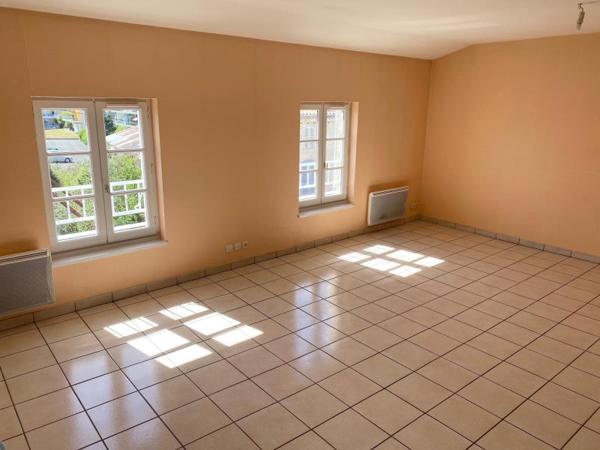 APPARTEMENT NIORT - 3 pièce(s) - 72.2 m2