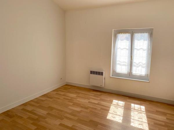 APPARTEMENT NIORT - 3 pièce(s) - 72.2 m2