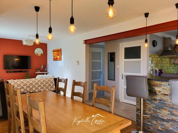 Maison rénovée, 3 chambres, à proximité du centre-ville!