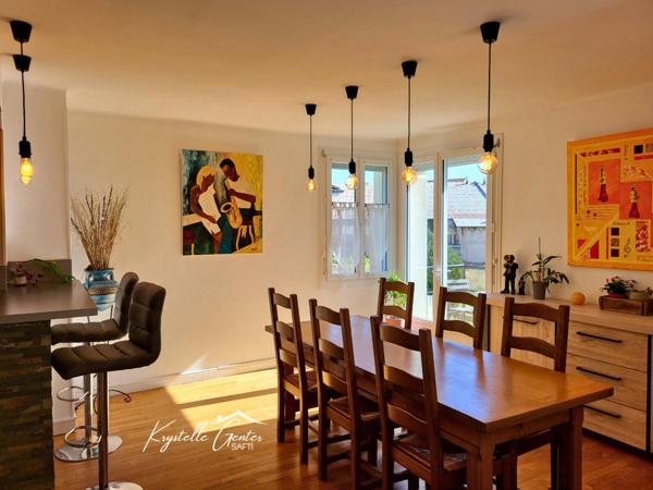 Maison rénovée, 3 chambres, à proximité du centre-ville!