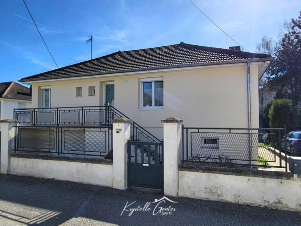 Maison rénovée, 3 chambres, à proximité du centre-ville!