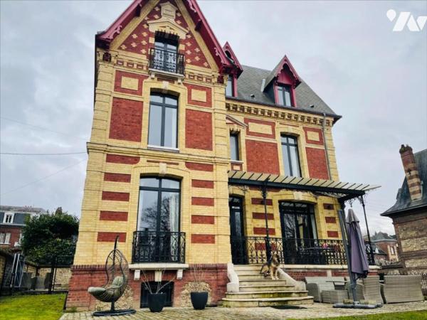 ROUEN GARE - MAISON DE MAITRE ENTIEREMENT RENOVEE