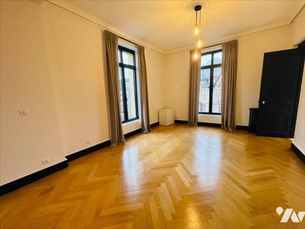 ROUEN GARE - MAISON DE MAITRE ENTIEREMENT RENOVEE