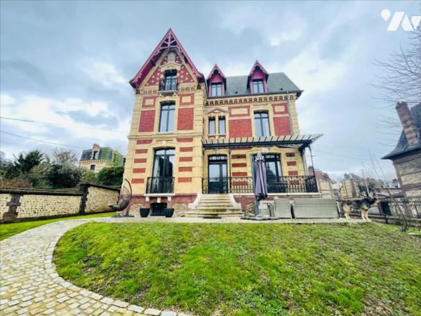 ROUEN GARE - MAISON DE MAITRE ENTIEREMENT RENOVEE