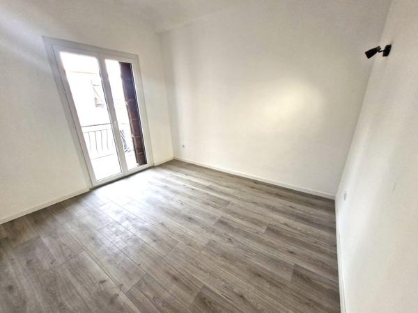 T2 entièrement rénové et balcon