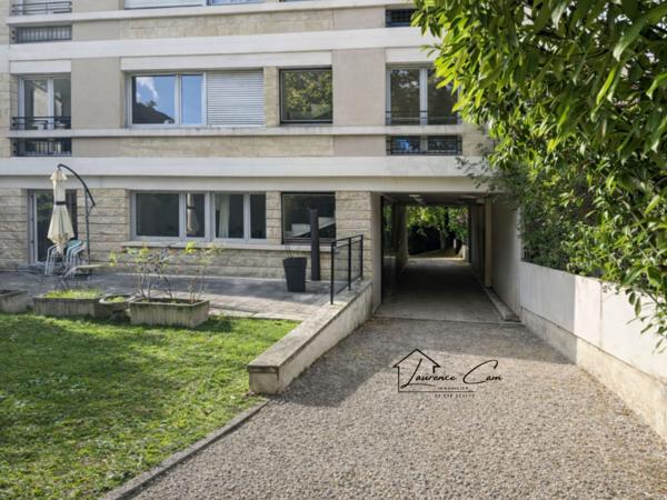 Saint-Cloud - 4 pièces 91 m² – 2 terrasses (60 m²) – esprit maison