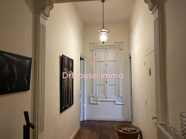 Immeuble à vendre 12 pièces de 512 m²