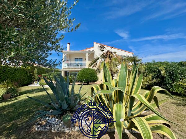 Maison 5 pièce(s) 3 chambre(s) 130.56 m²