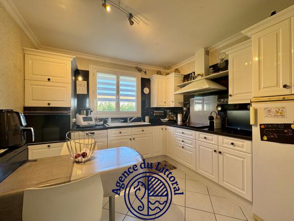 Maison 5 pièce(s) 3 chambre(s) 130.56 m²