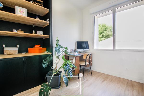 Villa 6 pièce(s) 5 chambre(s) 137 m²