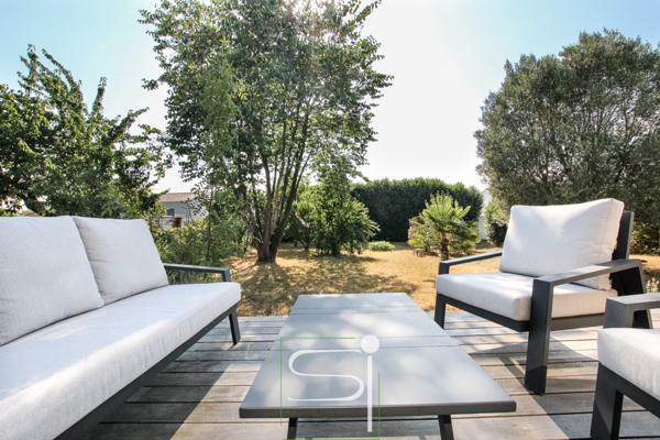 Villa 6 pièce(s) 5 chambre(s) 137 m²