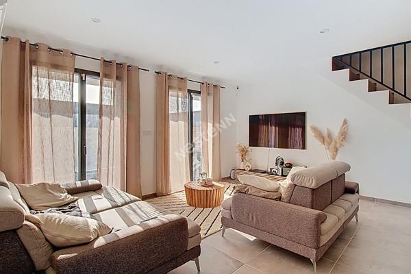 Maison Marignane de type 4 de 93m² avec jardin et stationnements