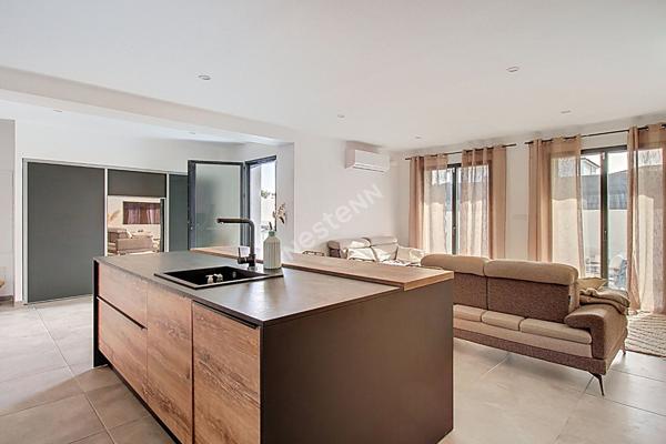 Maison Marignane de type 4 de 93m² avec jardin et stationnements