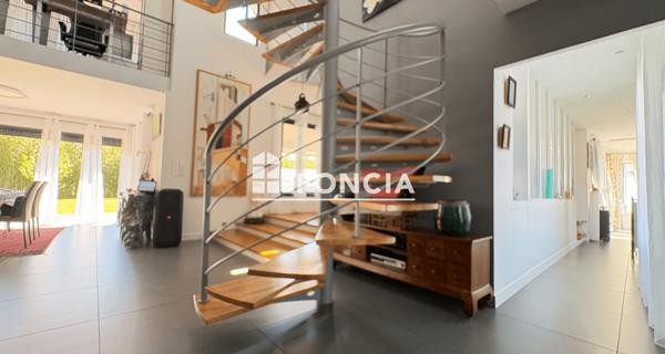 À vendre Maison 6 pièces 254 m² - Fonsorbes 31470