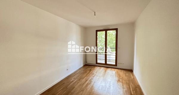 Location Appartement 3 pièces 76.69 m² - Francheville 69340