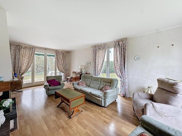 Rare à la vente ! Maison de type St Cloud au Parc des Aigles