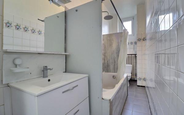 Immeuble à vendre    15 pièces •  Morhange