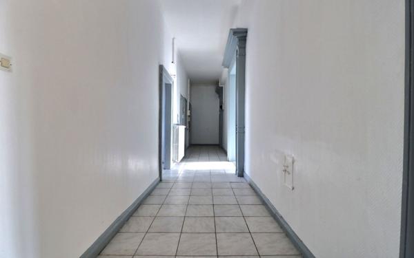 Immeuble à vendre    15 pièces •  Morhange