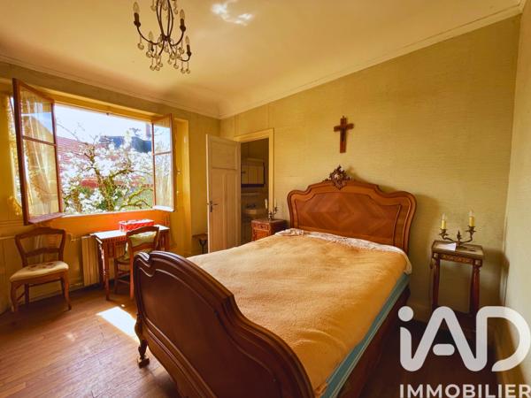 Maison à vendre 10 pièces 187 m² Entrains-sur-Nohain