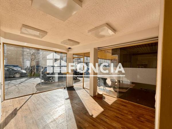 À vendre Local commercial 31.27 m² - Tarbes 65000