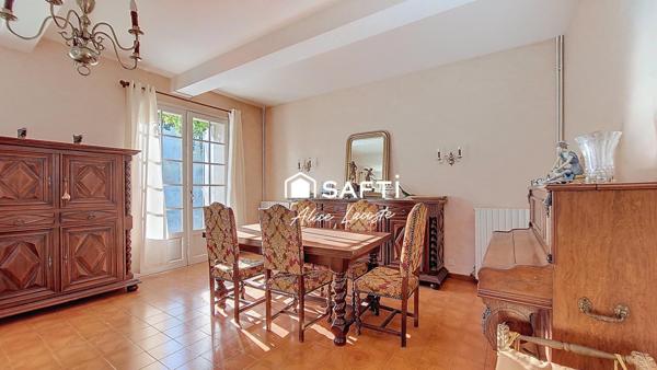 Maison de maître avec double garage