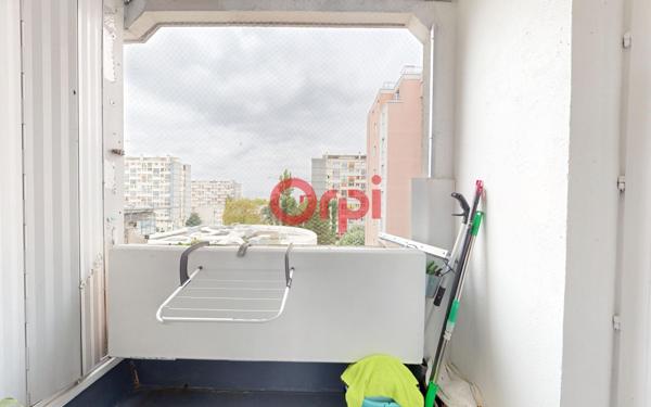 Appartement à vendre    3 pièces • 72,02 m2 Clichy-sous-Bois