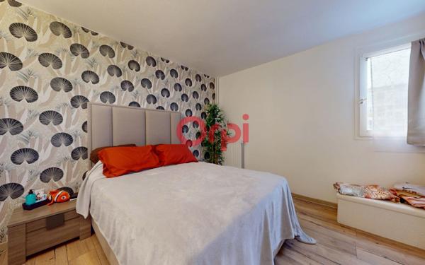 Appartement à vendre    3 pièces • 72,02 m2 Clichy-sous-Bois