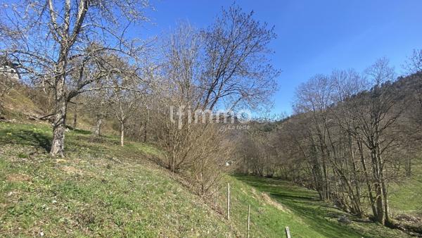 Terrain constructible en pleine nature