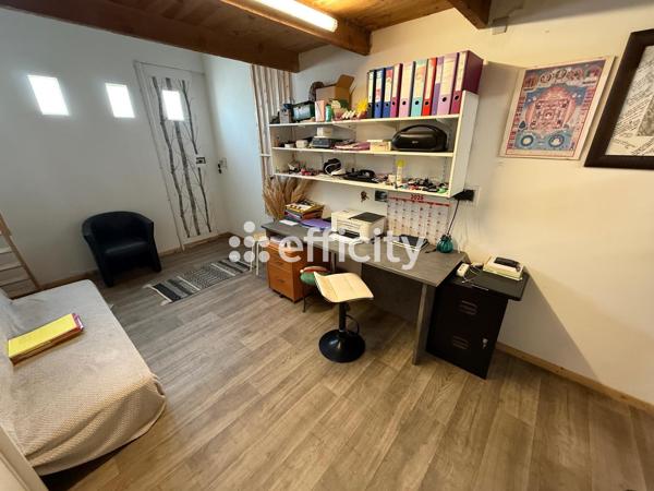 Maison
         7 pièces
        - 105 m² 276 900 € *