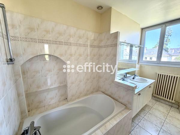Appartement
         4 pièces
        - 86 m² Exclusivité 179 000 € *