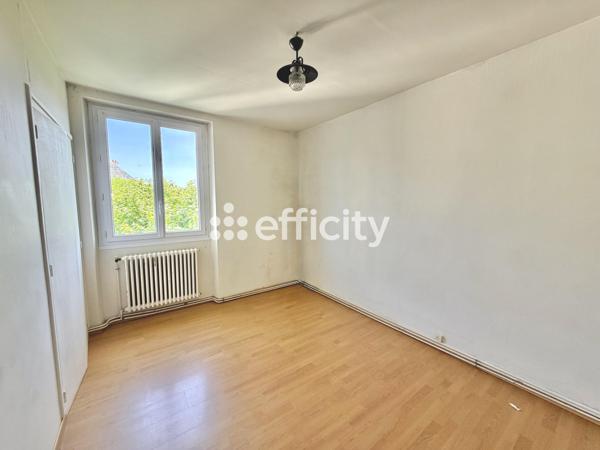 Appartement
         4 pièces
        - 86 m² Exclusivité 179 000 € *