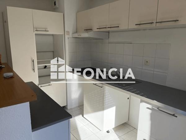 Location Appartement 3 pièces 64.66 m² - Auch 32000