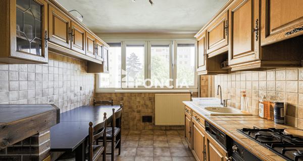 À vendre Appartement 5 pièces 71.32 m² - Saint-martin-d'hères 38400