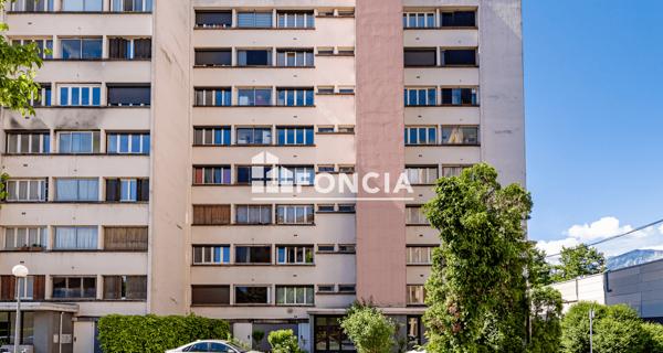 À vendre Appartement 5 pièces 71.32 m² - Saint-martin-d'hères 38400