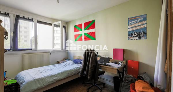 À vendre Appartement 5 pièces 71.32 m² - Saint-martin-d'hères 38400
