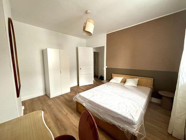 APPARTEMENT TYPE 3 MEUBLE - SECTEUR BARBATRE / ST REMI