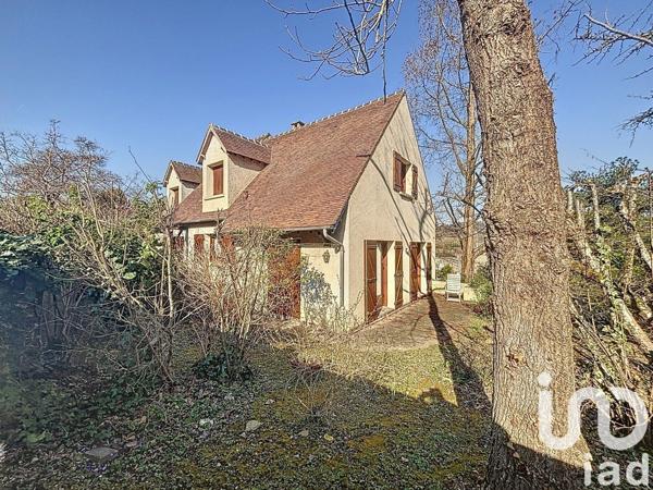Maison traditionnelle 8 pièces de 181 m² à Baulne (91590)