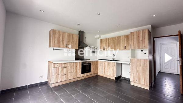 Maison
         5 pièces
        - 116 m² 229 000 € *