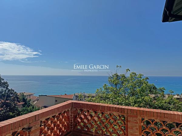 A vendre, Côte d'Azur Menton, Propriété de charme, vue mer