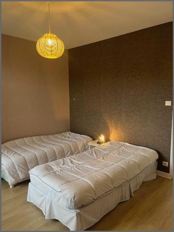 Maison à GUIPAVAS, 29490 - 8 pièces 220m²