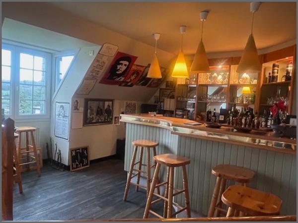 Maison à GUIPAVAS, 29490 - 8 pièces 220m²