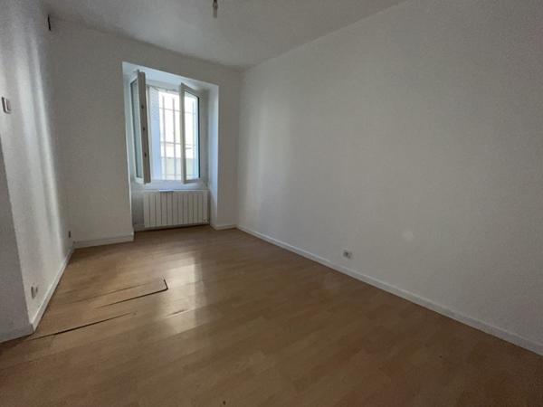 Appartement à vendre |  Pontoise |  2 pièces | 45 m²