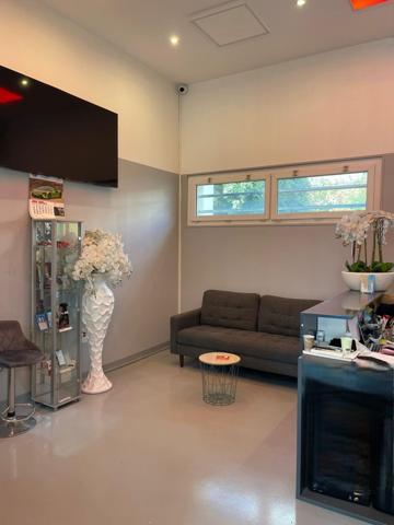 DROIT AU BAIL 150 M² - EMLACEMENT PRIVILÉGIÉ!