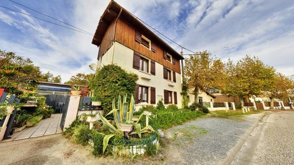 Maison à Lanton sur le port de Cassy
