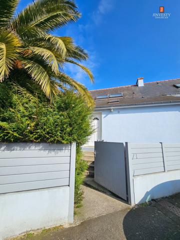 JINVESTY - IMMEUBLE AVEC LOCAL COMMERCIAL ET APPARTEMENTS LOUES - KERYADO